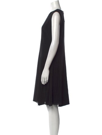 Theory Crew Neck Knee-Length Dress