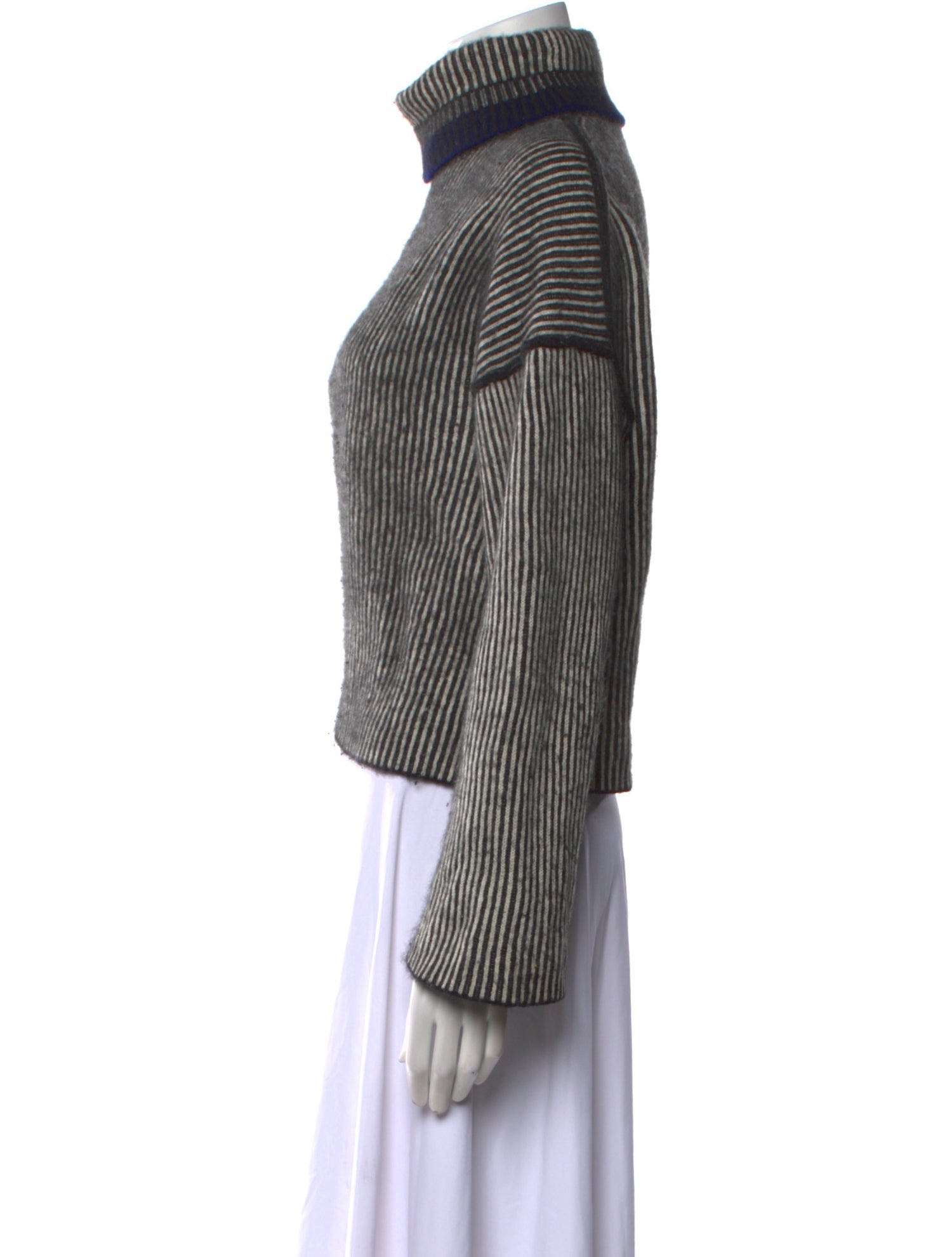 Theory Cashmere Turtleneck Sweater