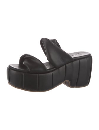 Themoirè Leather Slides