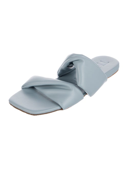 Themoirè Leather Slides