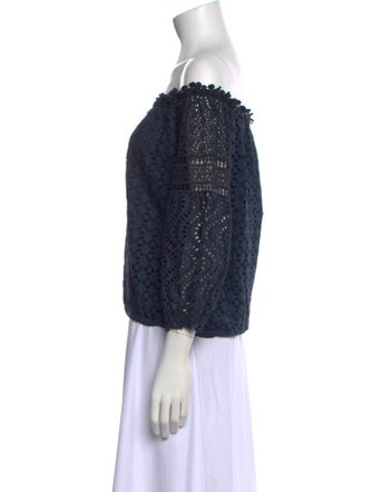 Temptation Positano Lace Pattern Off-The-Shoulder Crop Top