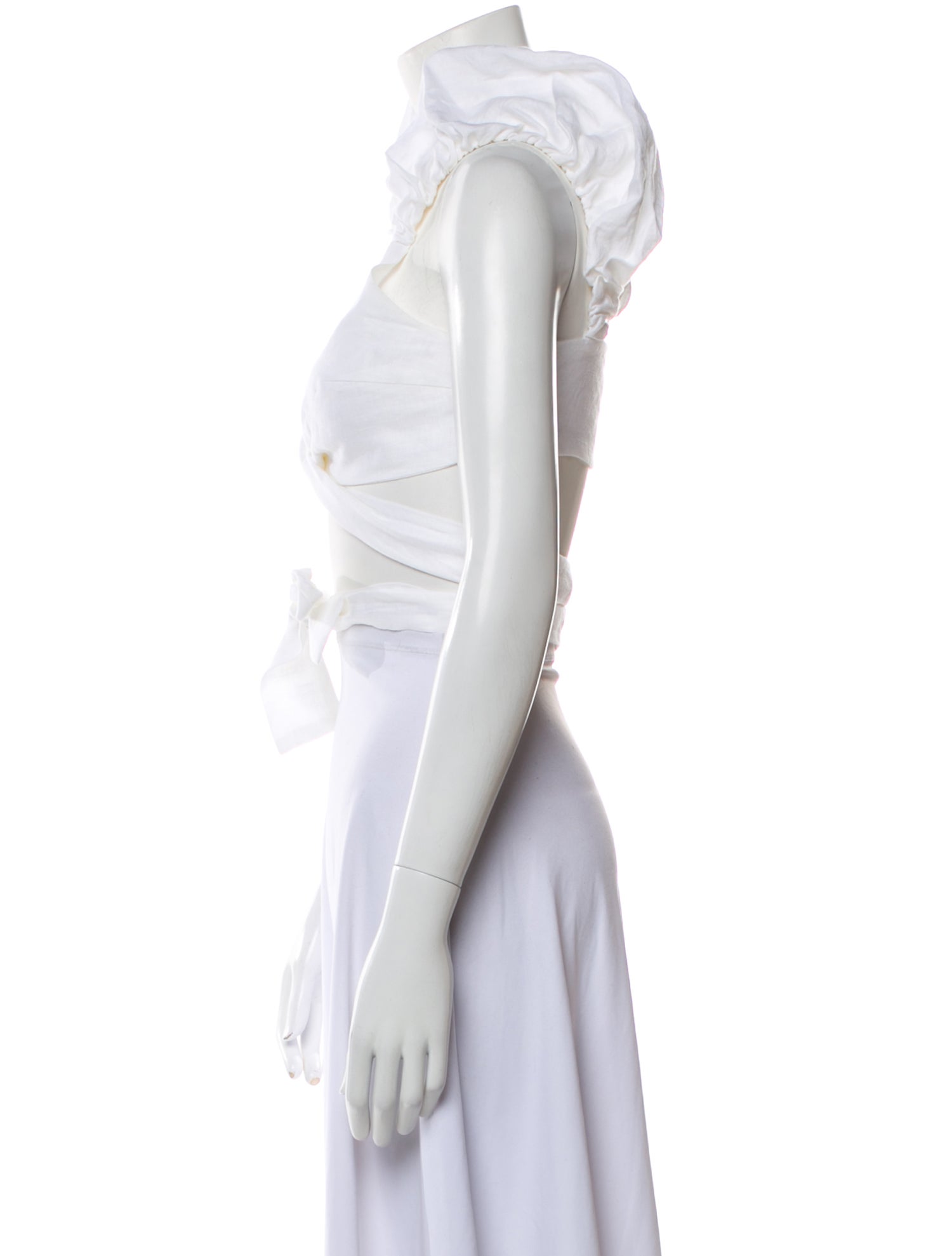 the femm Linen V-Neck Crop Top