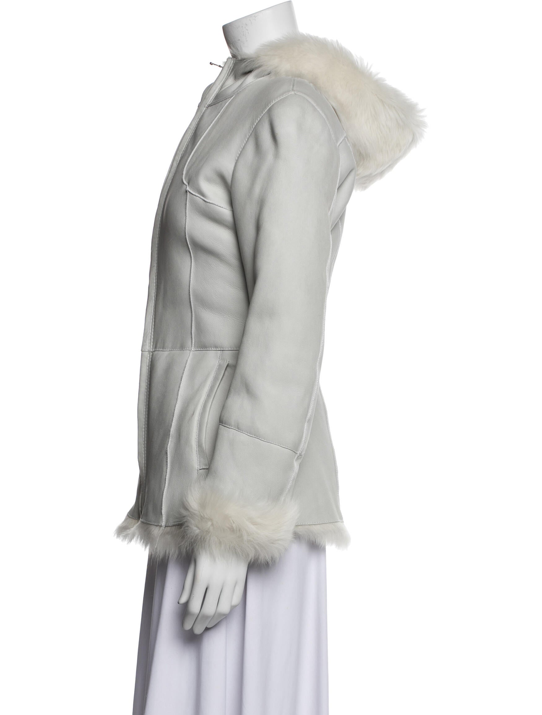 Thes & Thes Faux Fur Coat