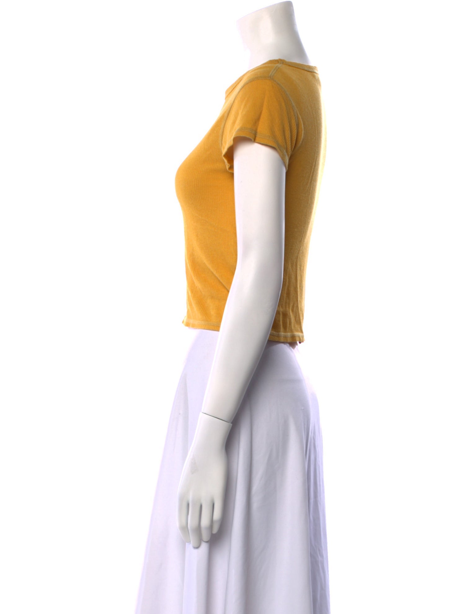 Thrills Scoop Neck Short Sleeve Crop Top