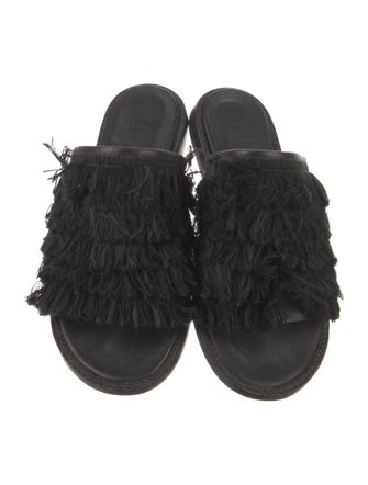 Tibi Slides