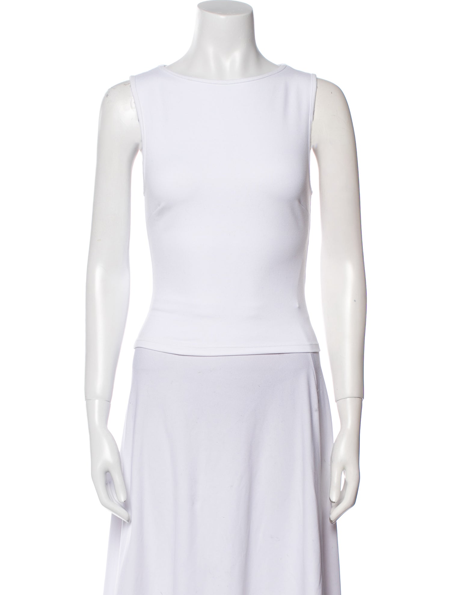 Tank Air Bateau Neckline Sleeveless Top