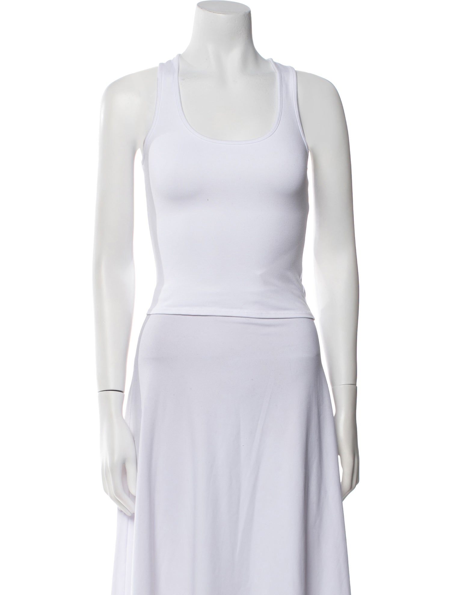 Tank Air Scoop Neck Sleeveless Top