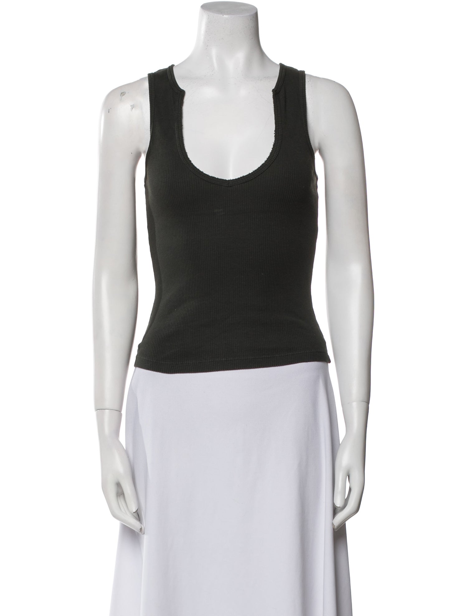 Tank Air Scoop Neck Sleeveless Top