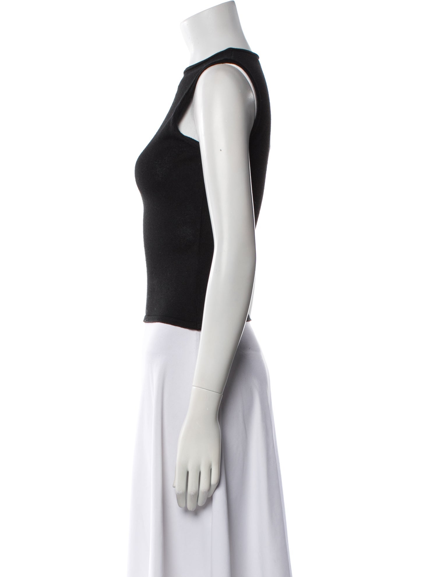 Tank Air Crew Neck Sleeveless Crop Top