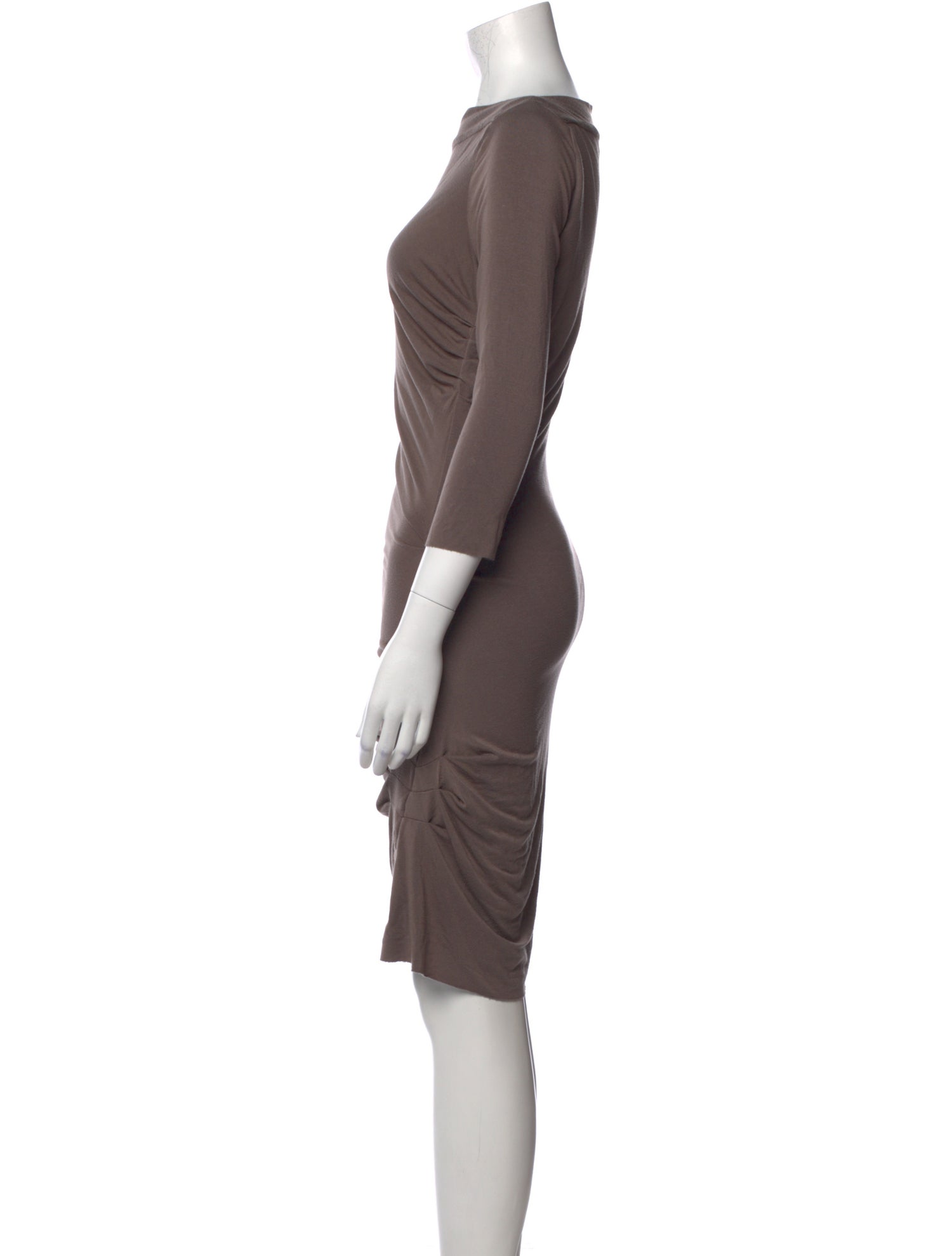 Tank Air Bateau Neckline Knee-Length Dress