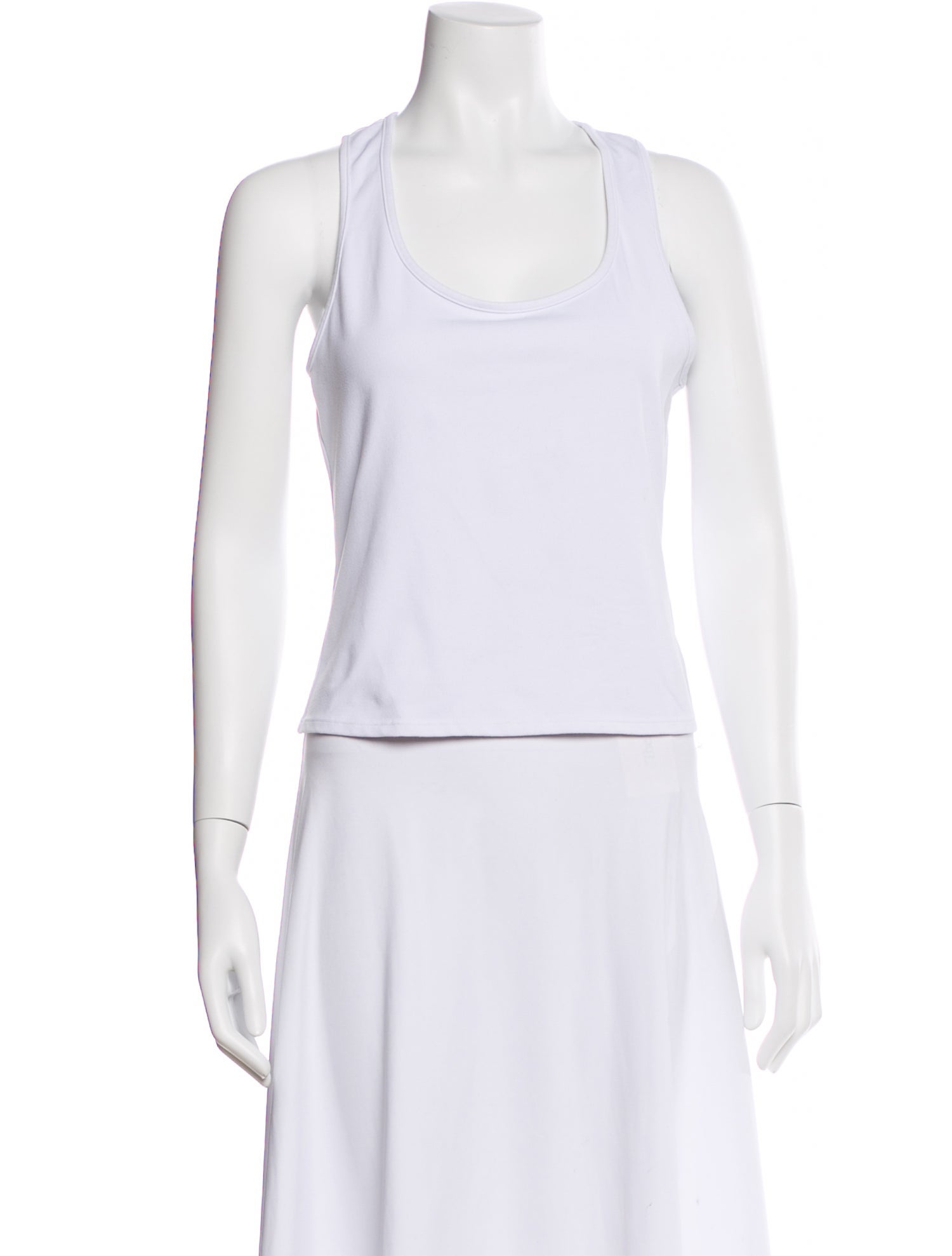 Tank Air Scoop Neck Sleeveless Top