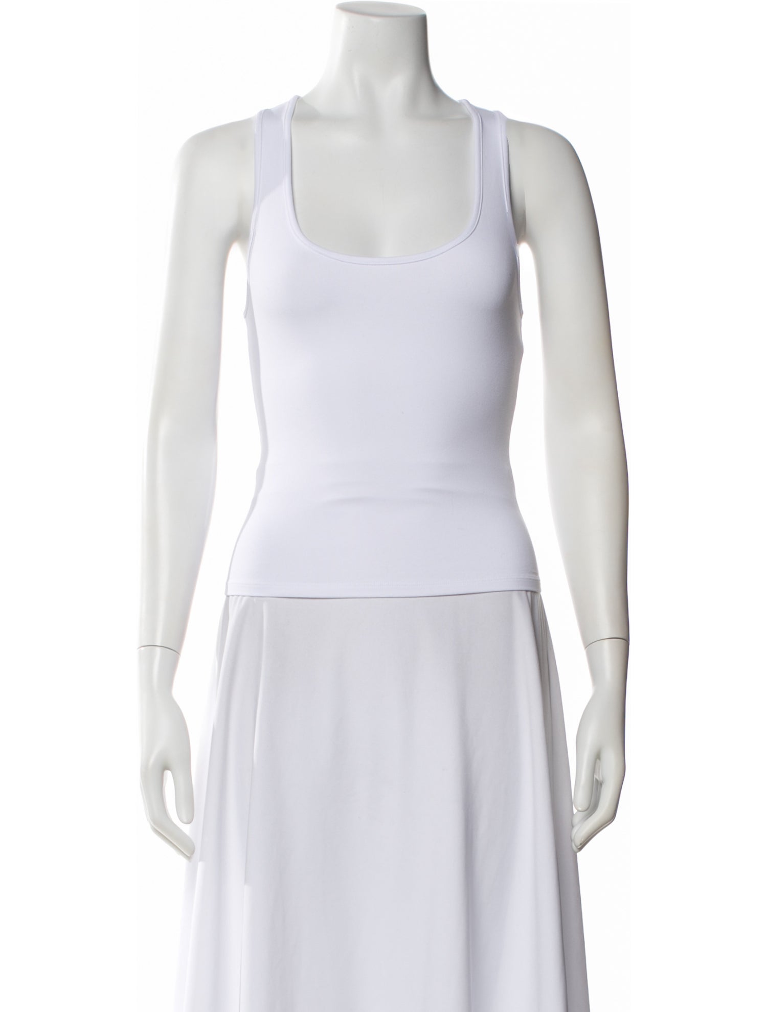 Tank Air Scoop Neck Sleeveless Top