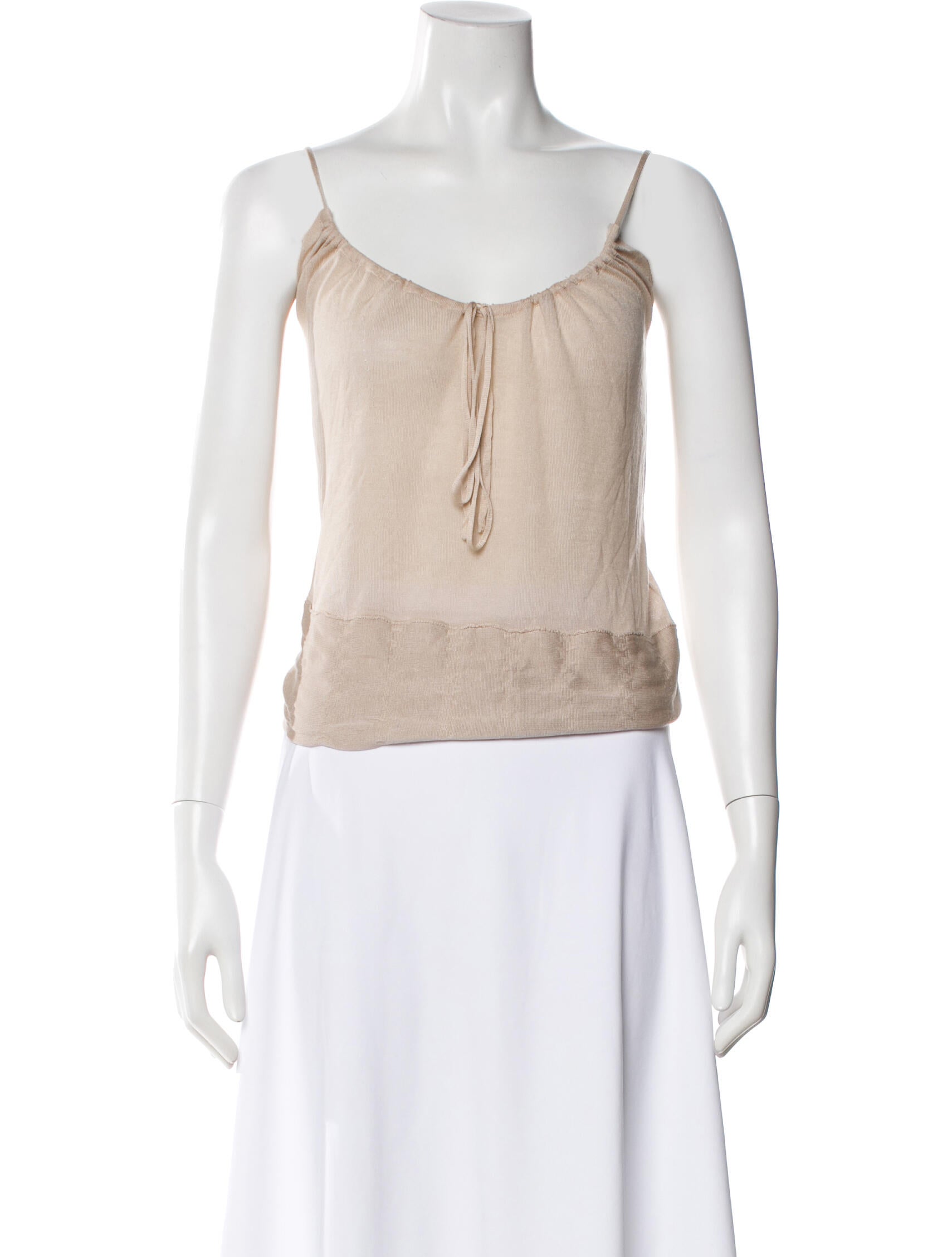 Tank Air Scoop Neck Sleeveless Top