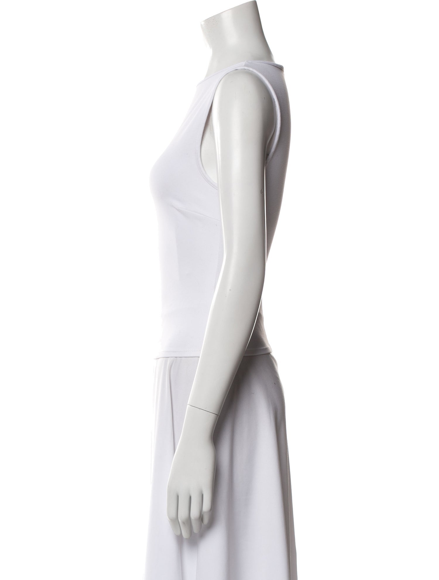 Tank Air Crew Neck Sleeveless Top