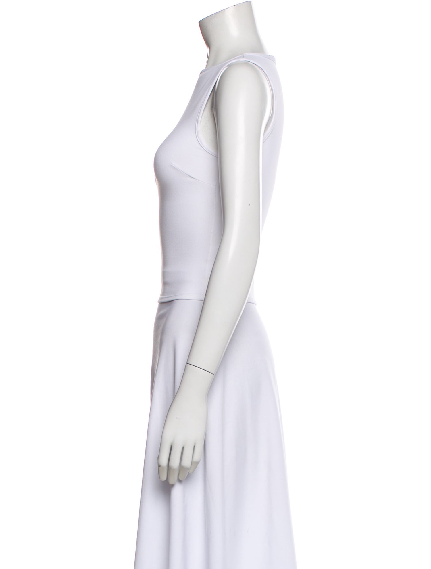 Tank Air Crew Neck Sleeveless Top