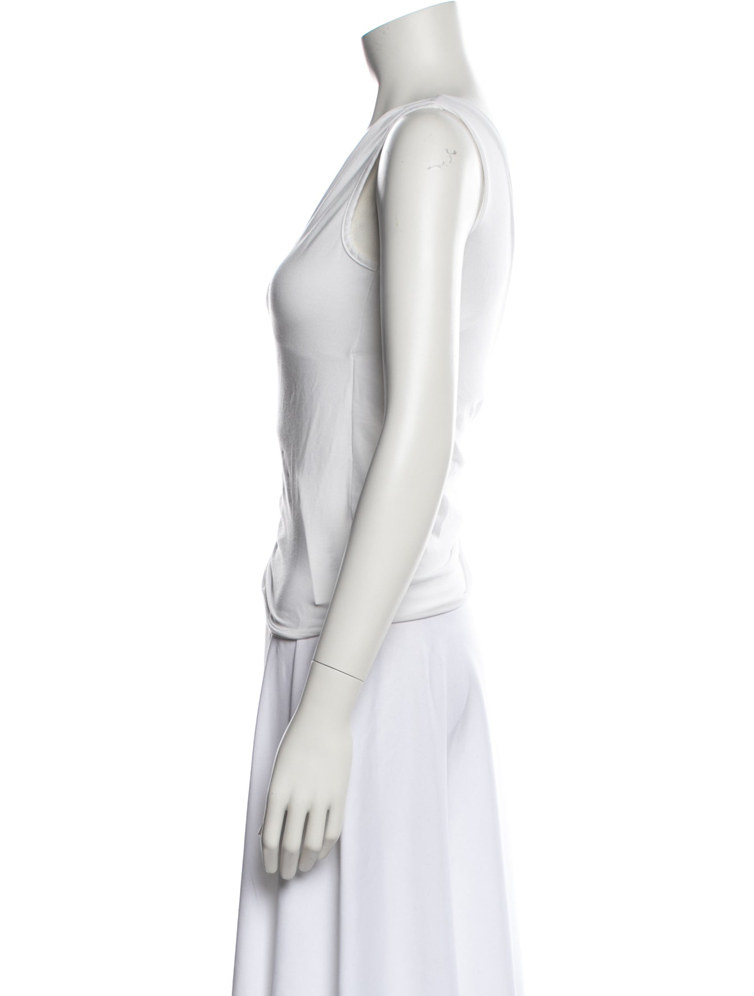 The Line by K V-Neck Sleeveless Crop Top