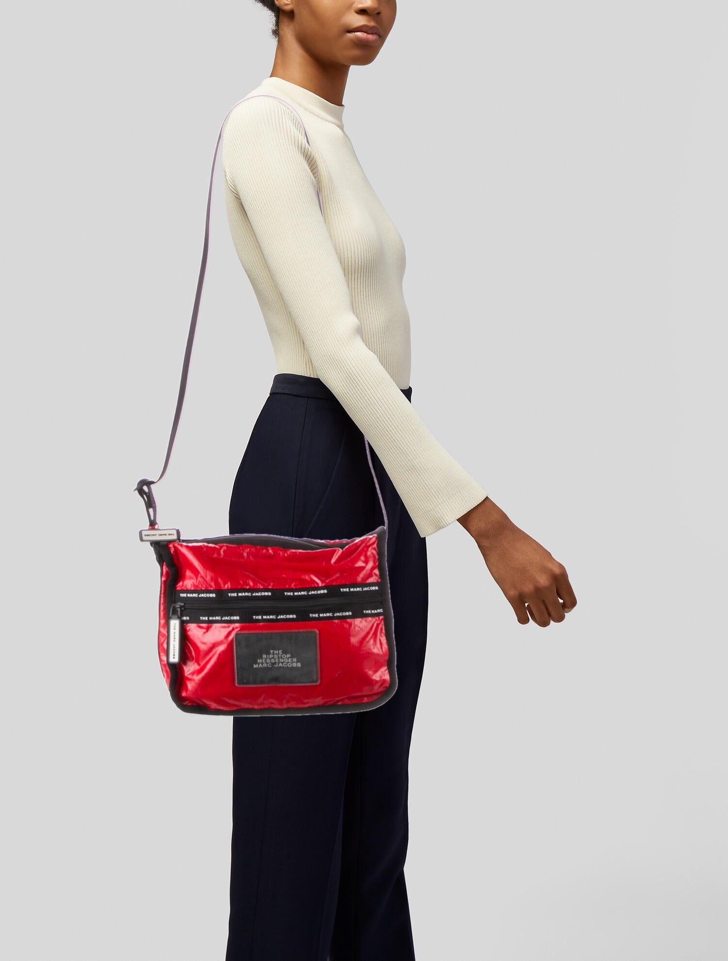 【MARC JACOBS】 ベロア リュック/バックパック ダークレッド MARC JACOBS】 ベロア リュック/バックパック ダークレッド