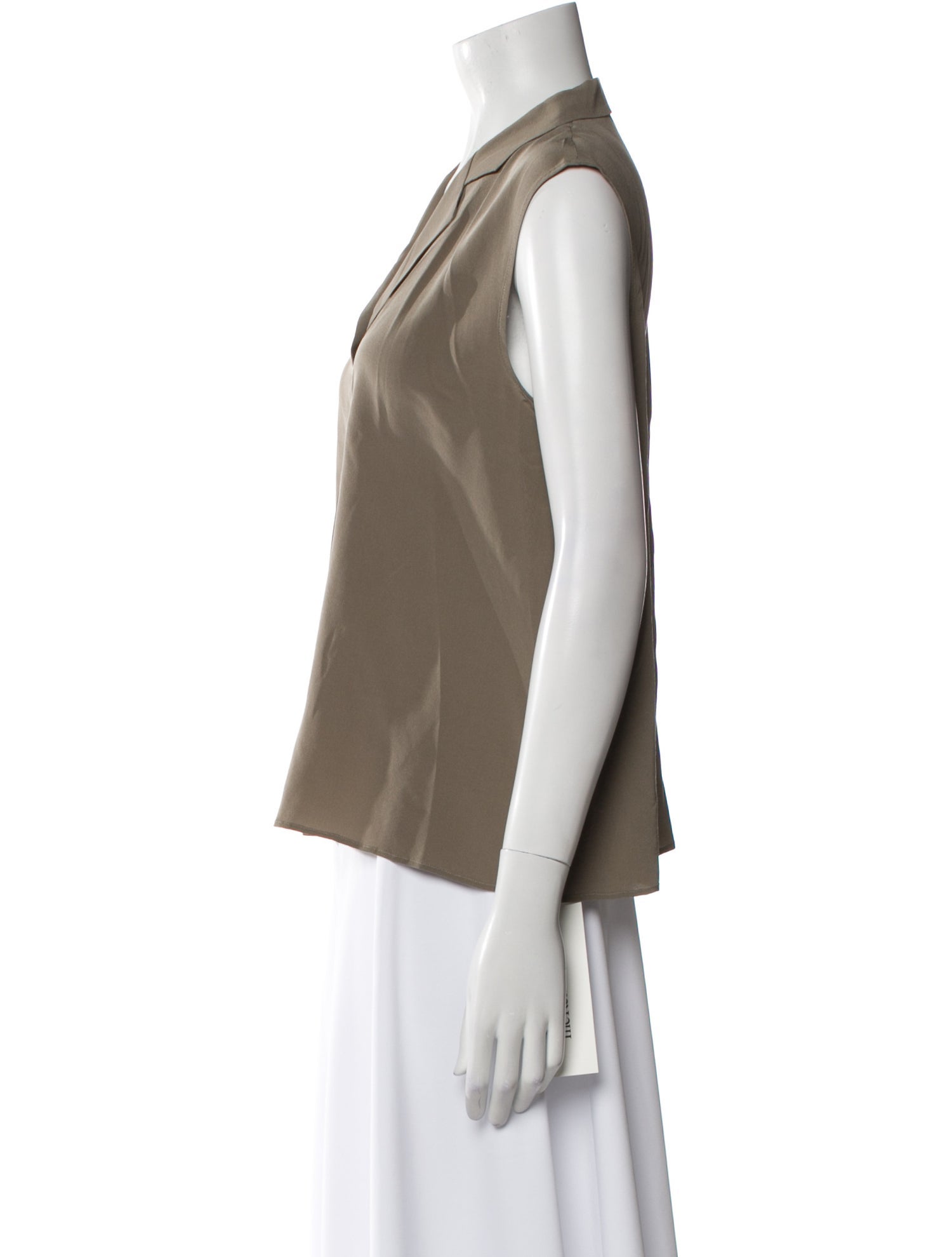 Tomorrowland Silk V-Neck Button-Up Top