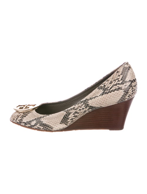 Tory Burch Signature Logo Python Pumps