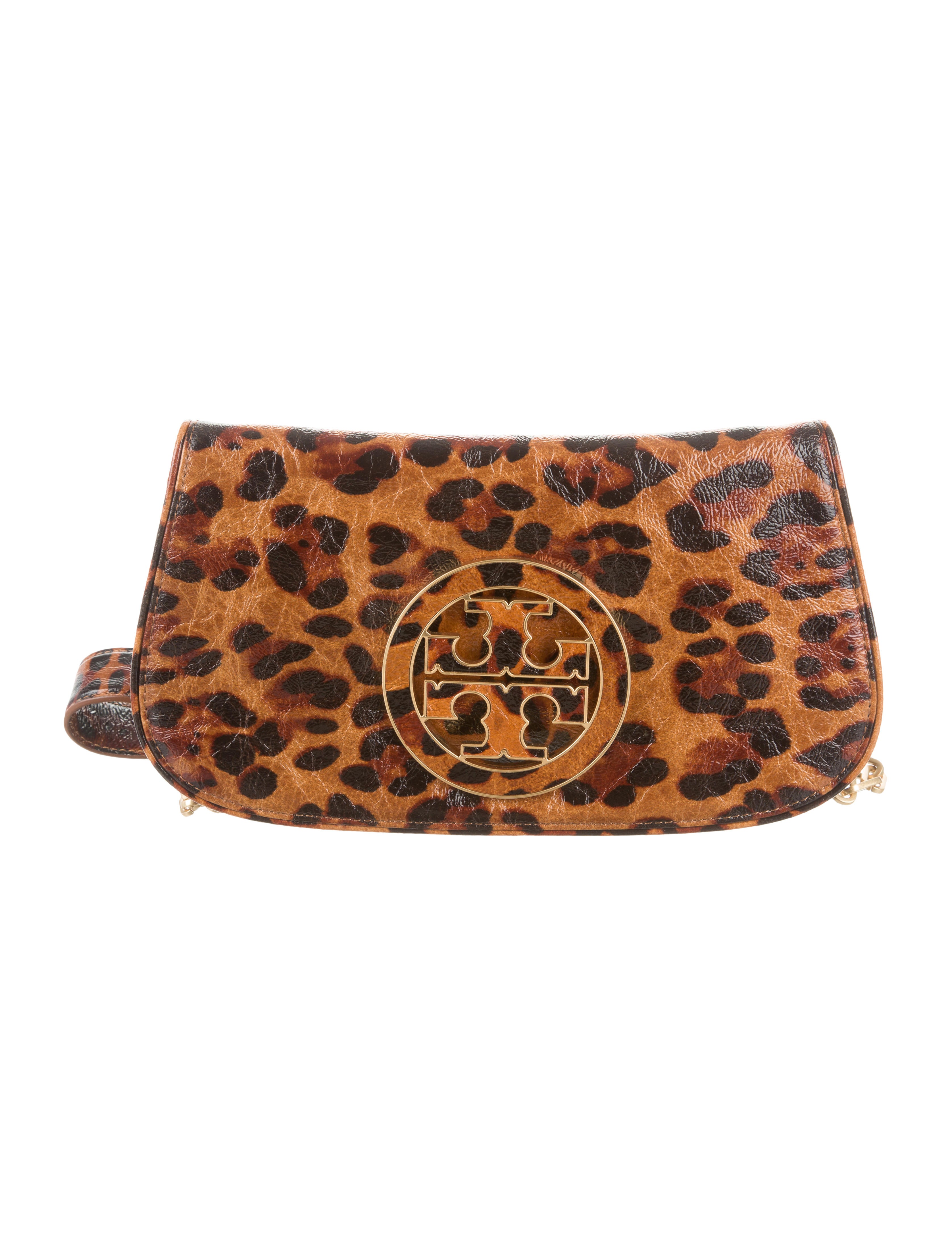 tory burch leopard wallet