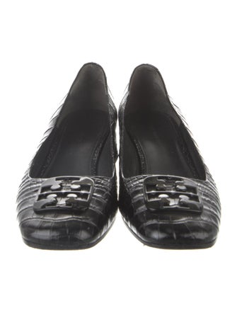 Tory Burch Embossed Leather Pumps