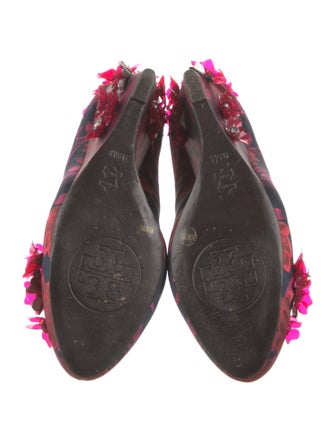 Tory Burch Satin Printed Pumps