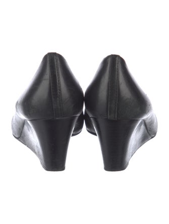 Tory Burch Leather Pumps