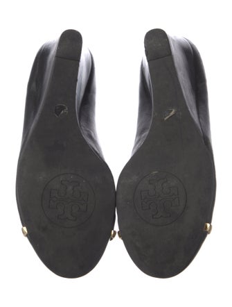 Tory Burch Leather Pumps