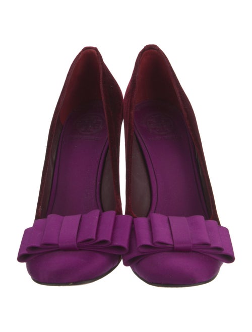 Tory Burch Velvet Bow Accents Pumps