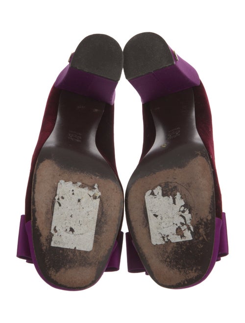 Tory Burch Velvet Bow Accents Pumps