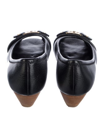 Tory Burch Signature Logo Leather Pumps