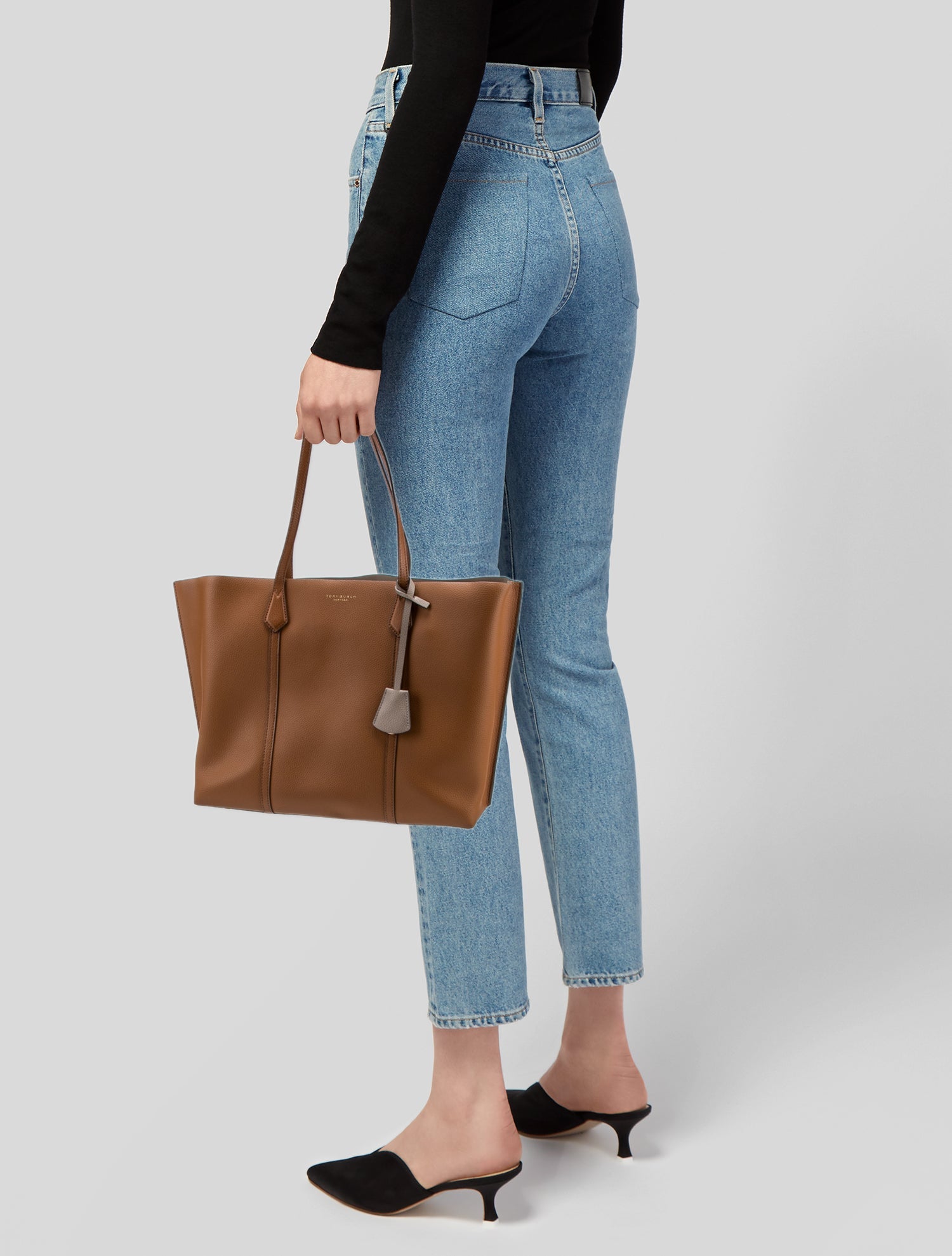 トートバッグ TORY BURCH Woman Tote bags Brown 164900 200 romy-tote-main.TB_163388_251.