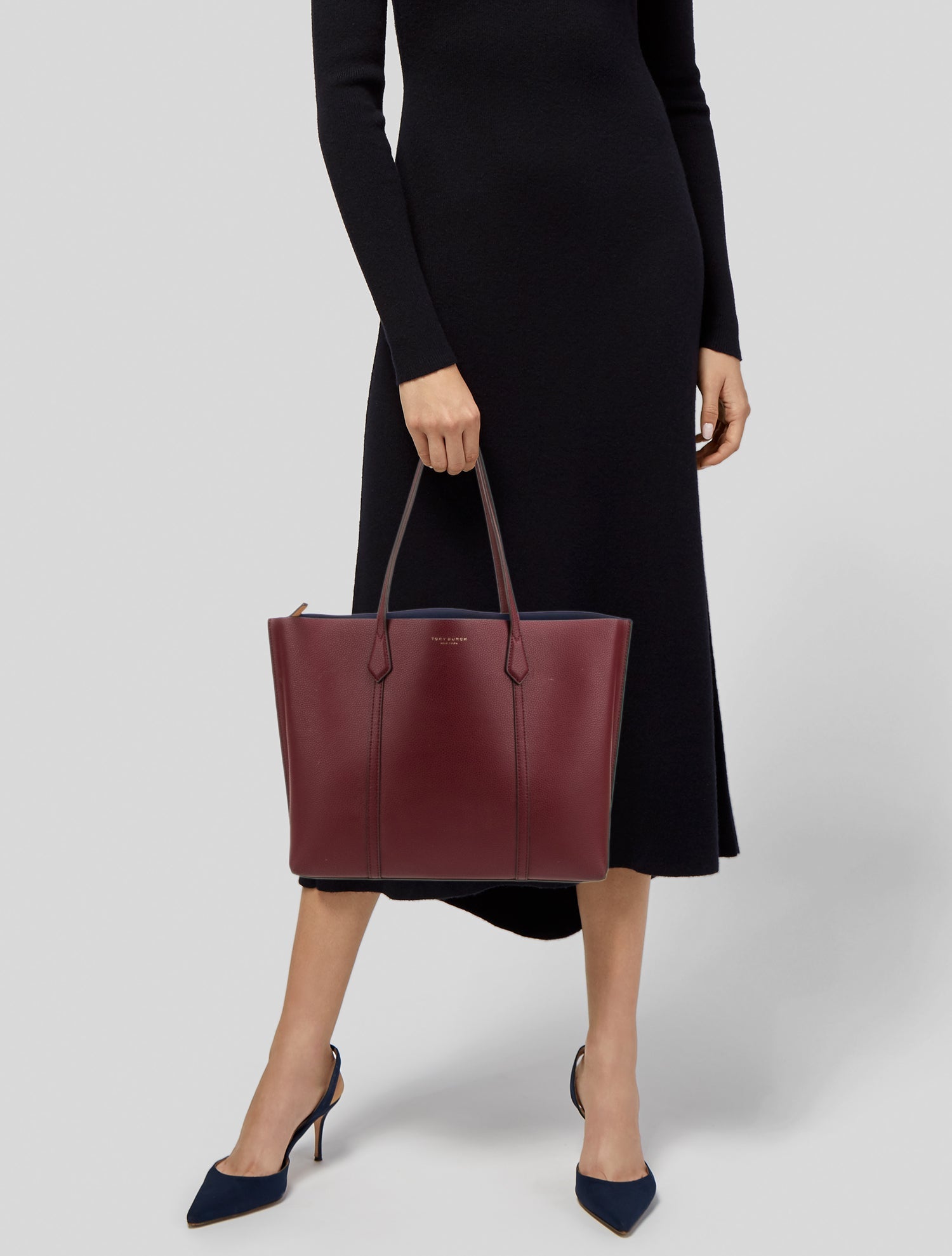 【関税&送料込み】Jacquemus Totes Jacquemus Nylon Tote Bag - Black Totes, Handbags - WJQ48597