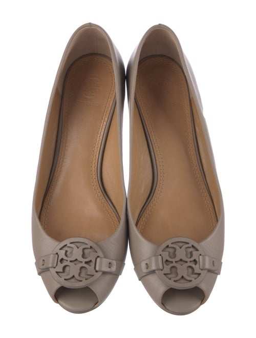 Tory Burch Leather Pumps
