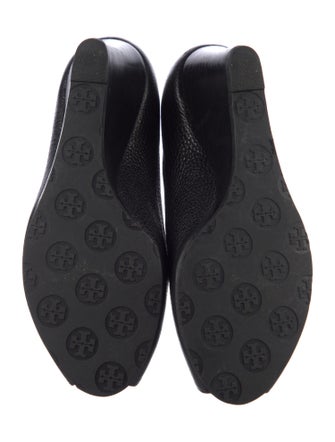 Tory Burch Leather Pumps
