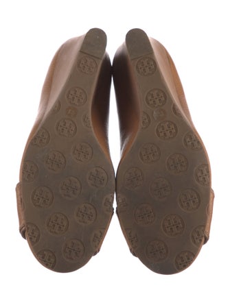 Tory Burch Signature Logo Leather Ballet Flats