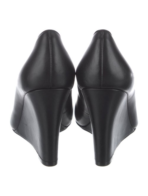 Tory Burch Leather Pumps