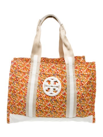 Tory Burch Totes Signature Shoulder Bag