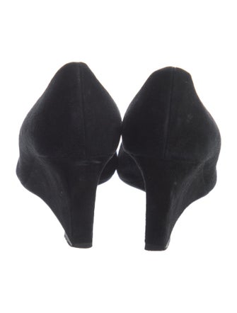 Tory Burch Suede Pumps