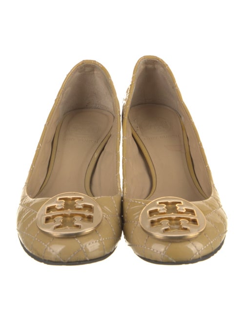 Tory Burch Quilted Pattern Patent Leather Pumps