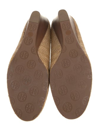 Tory Burch Straw Leather Trim Embellishment Pumps