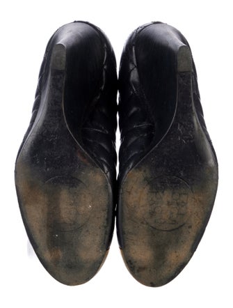 Tory Burch Leather Pumps