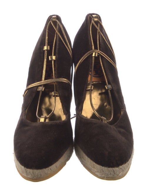 Tory Burch Velvet Pumps