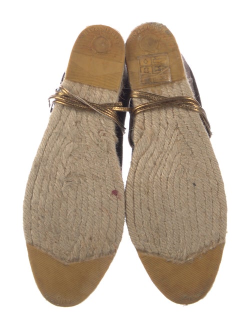 Tory Burch Velvet Pumps