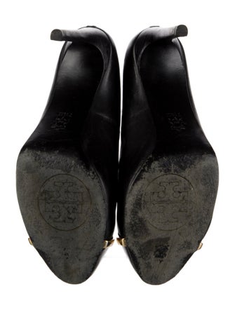 Tory Burch Leather Pumps