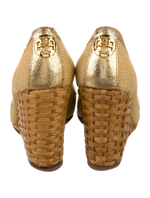 Tory Burch Patterned Pumps