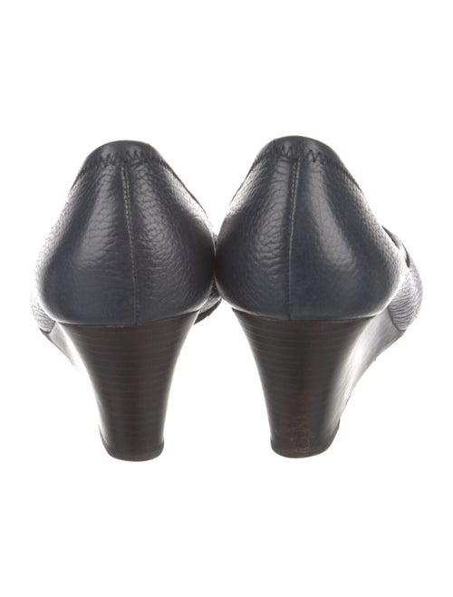 Tory Burch Signature Logo Leather Pumps