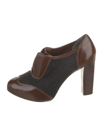 Tory Burch Leather Pumps