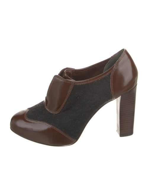 Tory Burch Leather Pumps