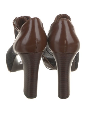 Tory Burch Leather Pumps